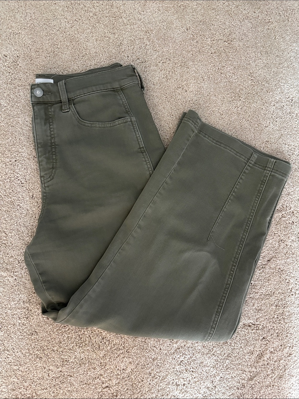 Evereve Olive Green Barrel Pants
